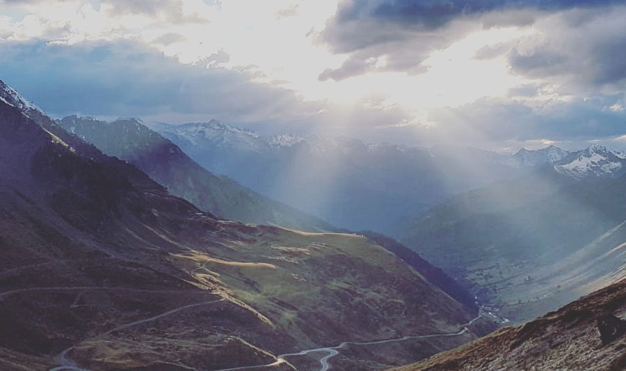 pyrenees-lake