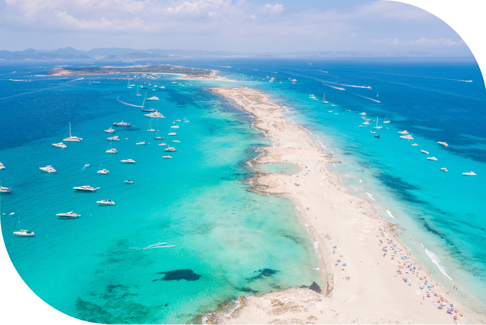 How to manage your social media when you’re on holiday